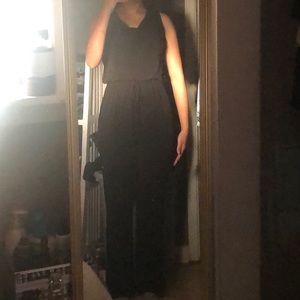 Very stretchy soft material ..FITS ALL its a dress pants